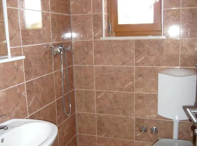 Apartamento By The Sea Mandre, Pag - 6518 Mandre